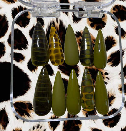 Nails for the Night Size Medium , Long Stiletto